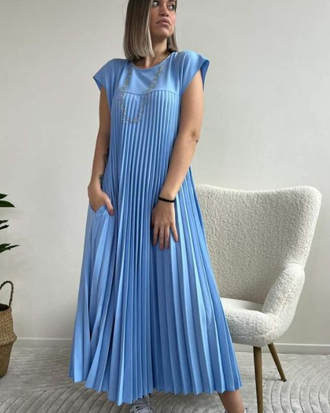 🔥HOT SALE🔥Sleeveless pleated simple solid colour dress-2