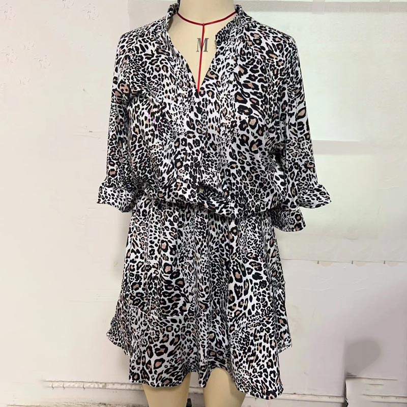 🌷Limited Time 49% OFF💞🌷Women's Leopard Print Fashion Jumpsuit Shorts-4