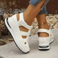 Frauenhlocken aus Sneaker -Sandalen