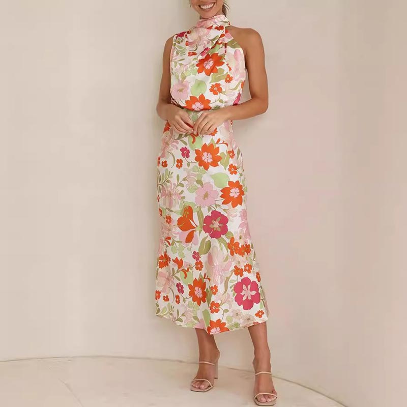 🌷Limited Time 67% OFF💞Love In The Garden Floral Halter Neck Elastic Waist Maxi Dress-5