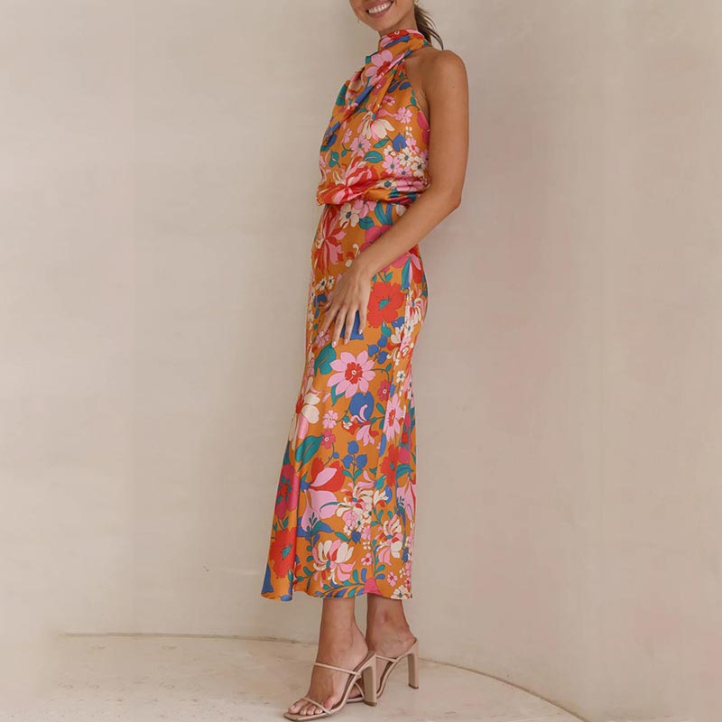 🌷Limited Time 67% OFF💞Love In The Garden Floral Halter Neck Elastic Waist Maxi Dress-7