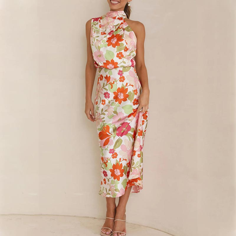🌷Limited Time 67% OFF💞Love In The Garden Floral Halter Neck Elastic Waist Maxi Dress-12