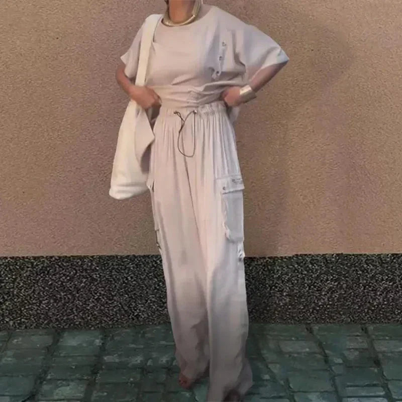 ✨New Arrival✨【🔥2-piece set】💖Women's Round Neck T-Shirt and Trousers Two-Piece Suit-1