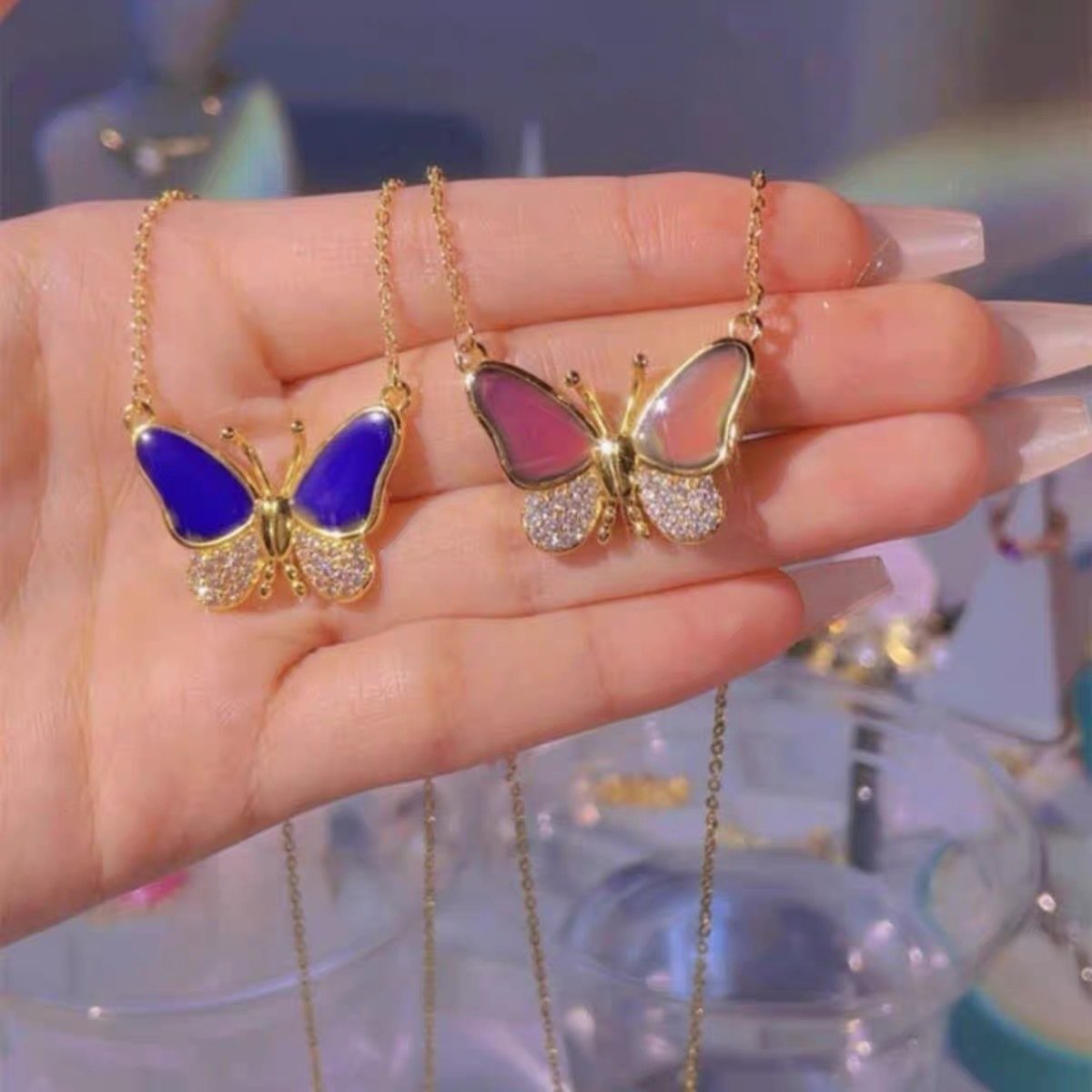 Hot Sale🔥Magnetic Gradient Gemstone Butterfly Necklace-6