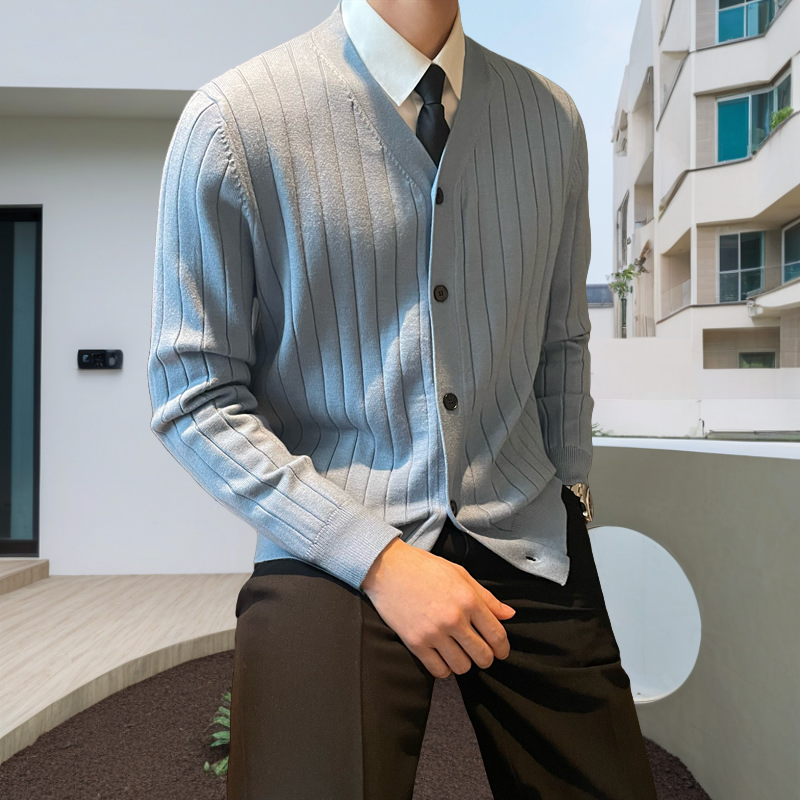 🍁New for autumn✨Men's V-Neck Open Front Sweater in Solid Colors-1