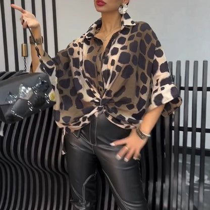 Lapel leopard print løs syv-punkts ærme shirt